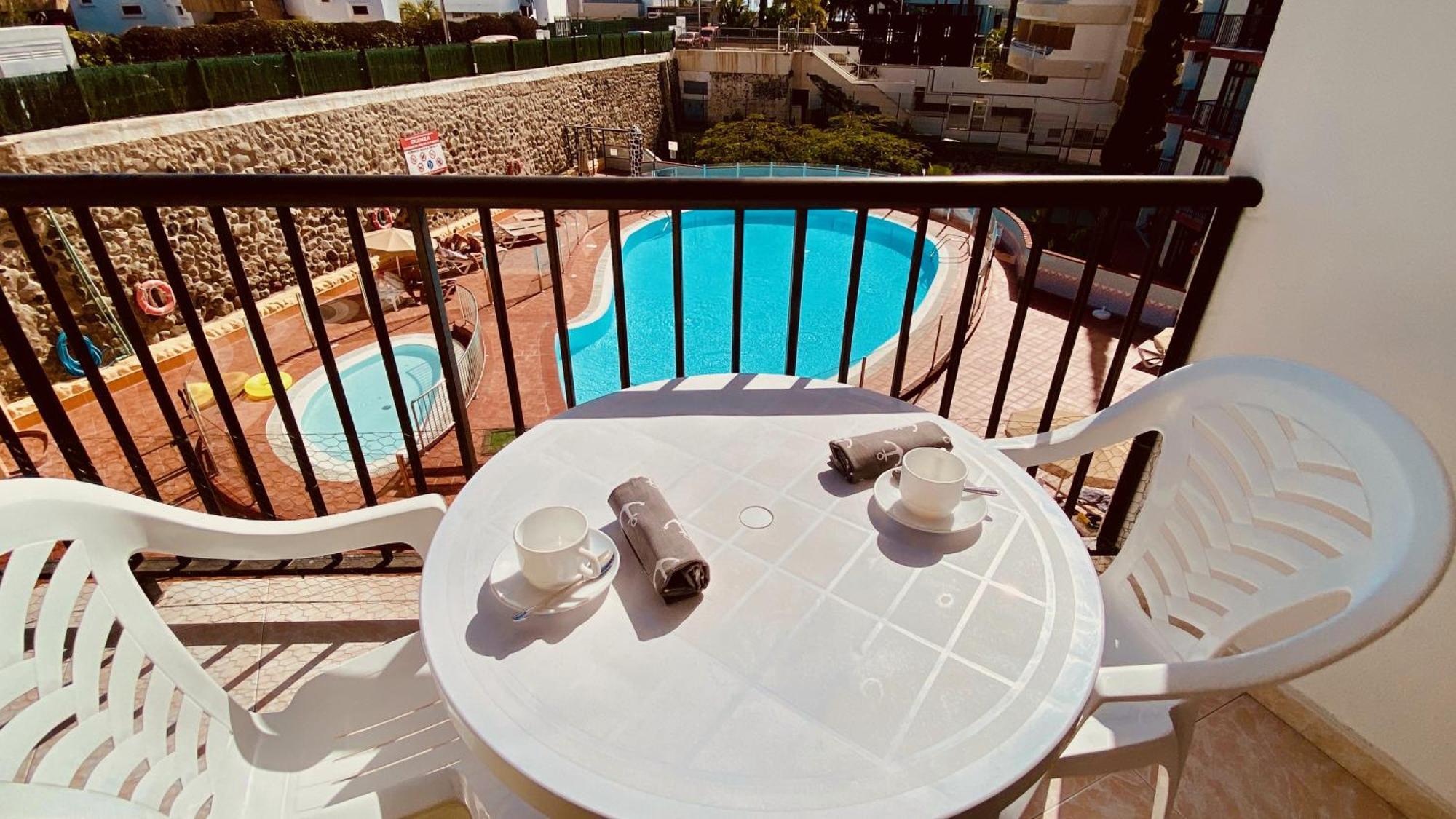 Sunny Apartment Near The Beach Плайя-дель-Инглес Экстерьер фото
