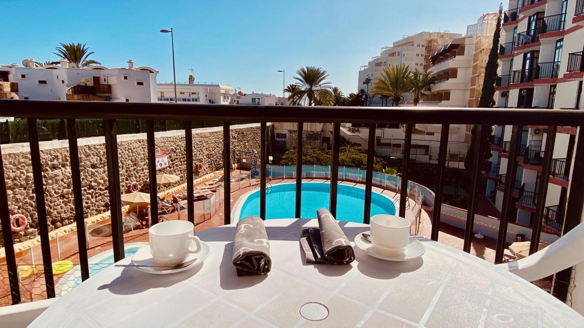 Sunny Apartment Near The Beach Плайя-дель-Инглес Экстерьер фото