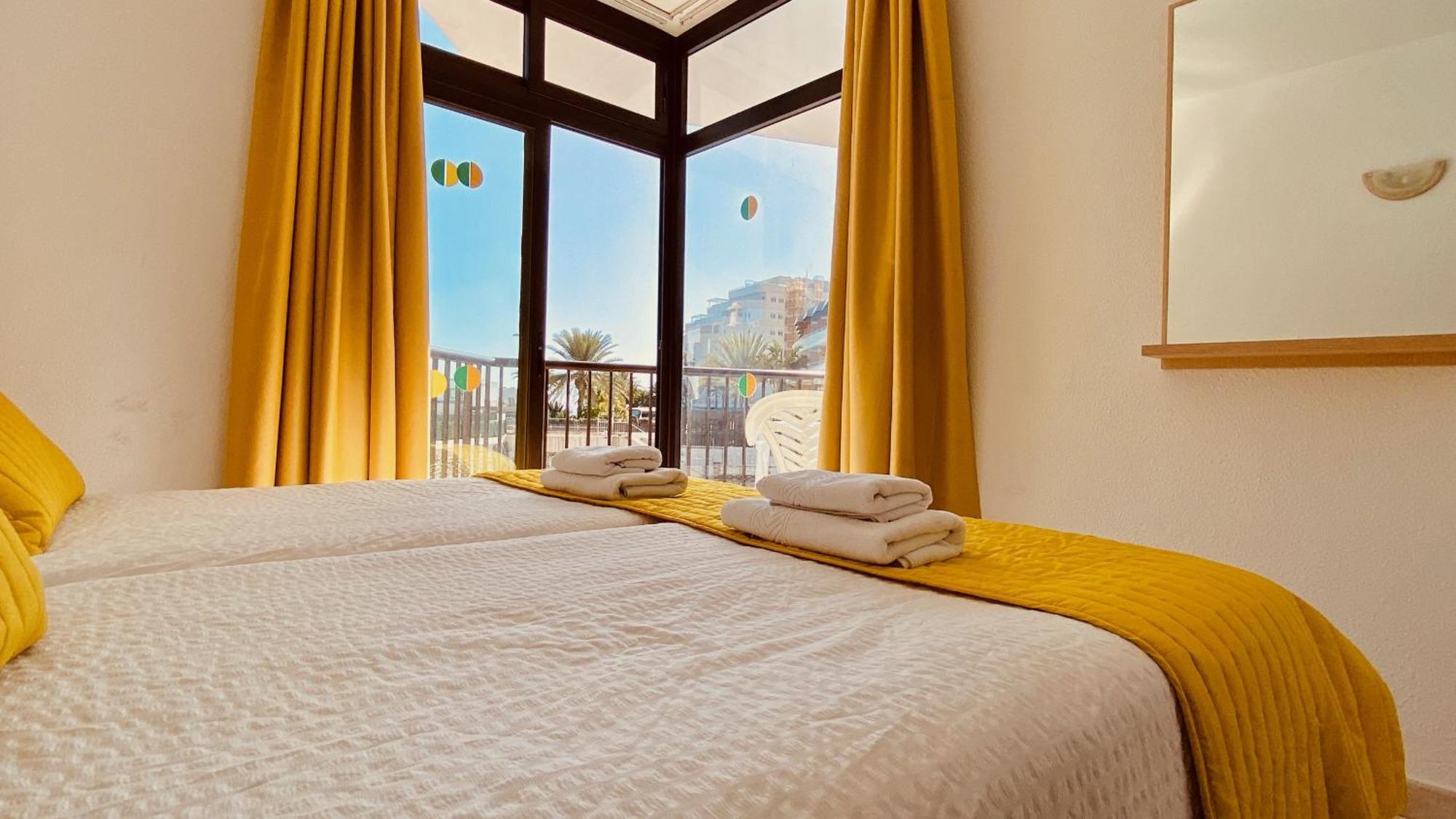 Sunny Apartment Near The Beach Плайя-дель-Инглес Экстерьер фото